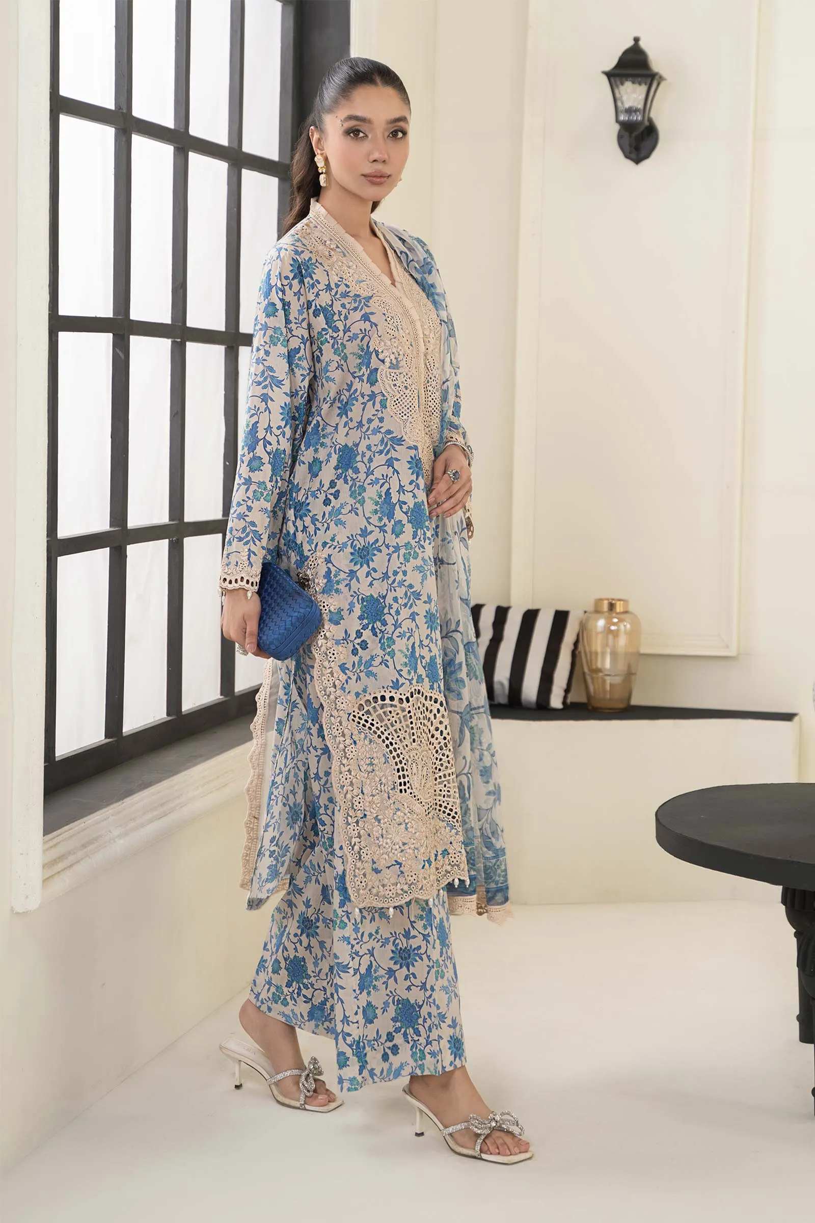 3 Piece Embroidered Lawn Suit | DW-EF24-108