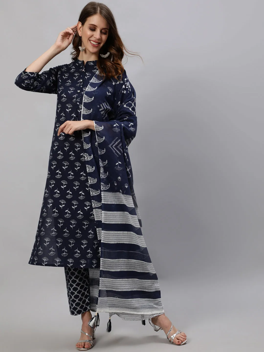 Anubhutee Women Navy Blue  White Floral Printed Kurta With Trousers  Dupatta