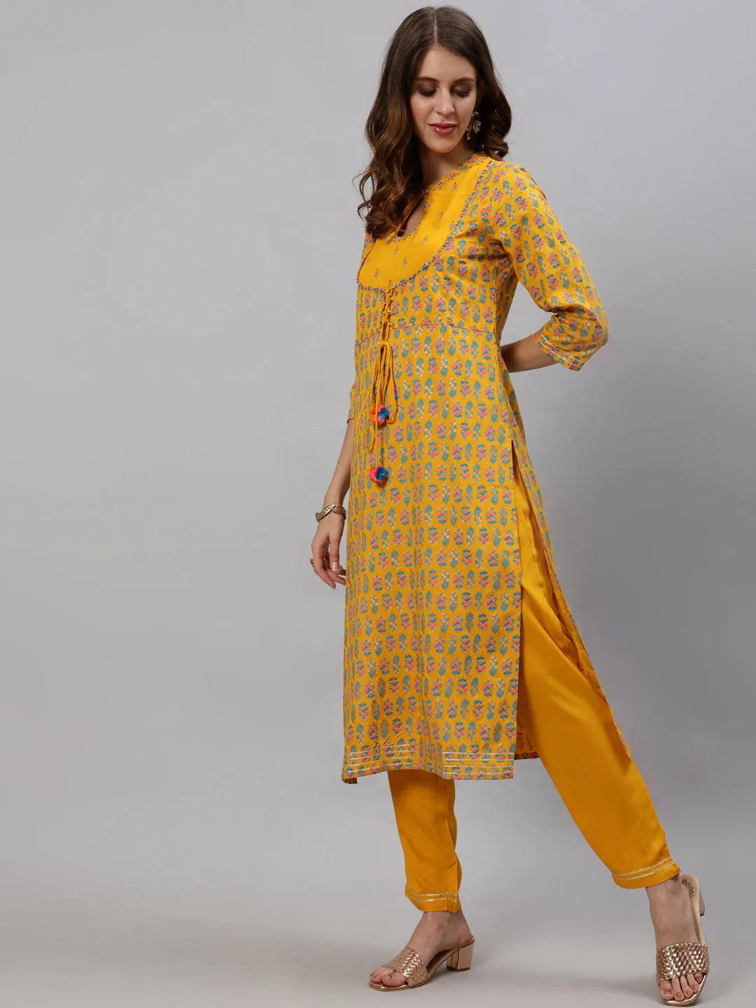 Anubhutee Women Yellow  Blue Floral Printed Empire Kurta With Trousers