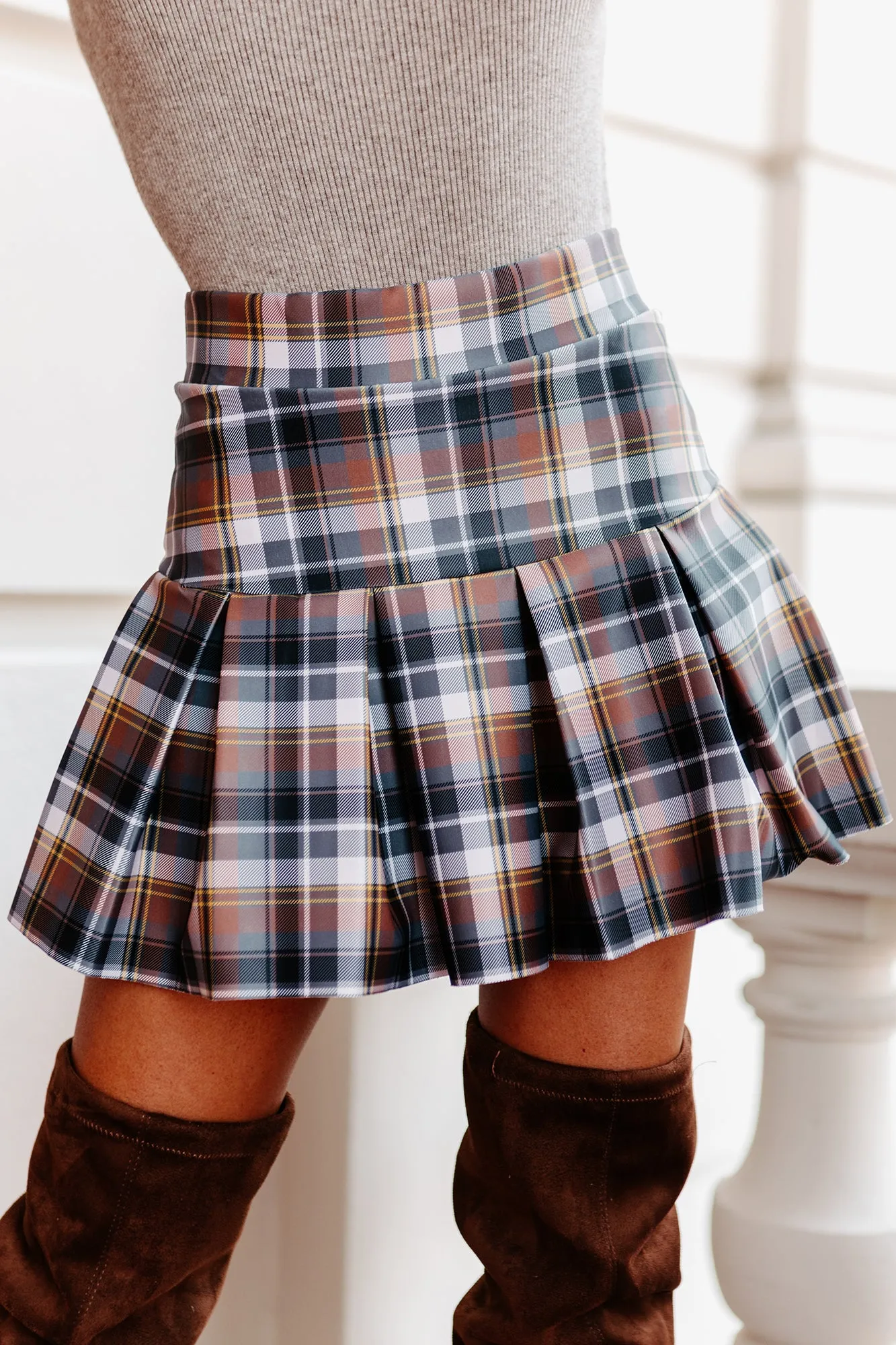 Best I Ever Plaid Pleated Plaid Mini Skort (Black/Grey)