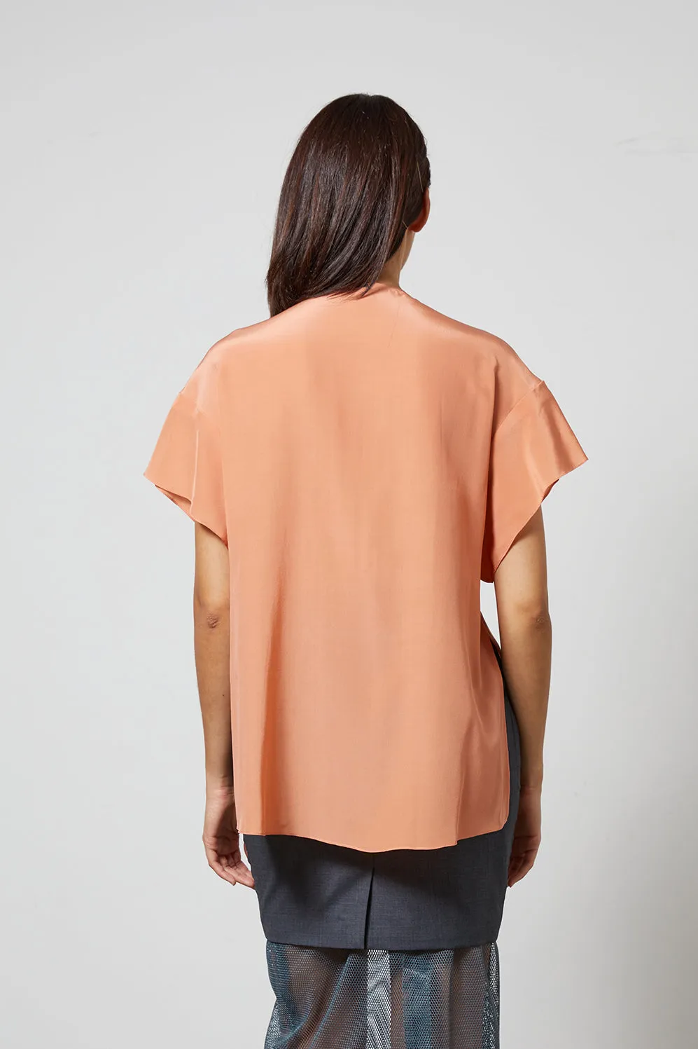 CARMEN salmon - graphic pleated silk top