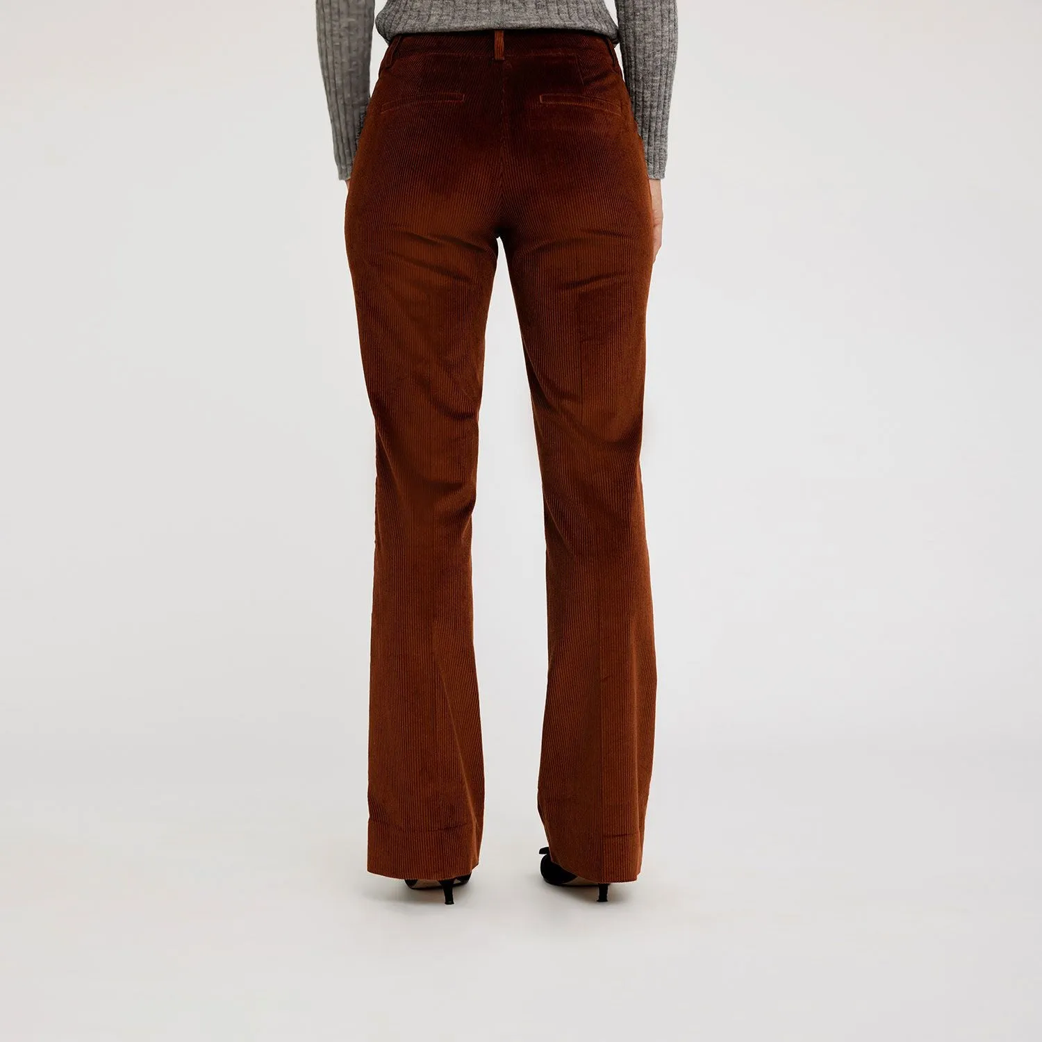 ClaraFV 837 Rust Corduroy