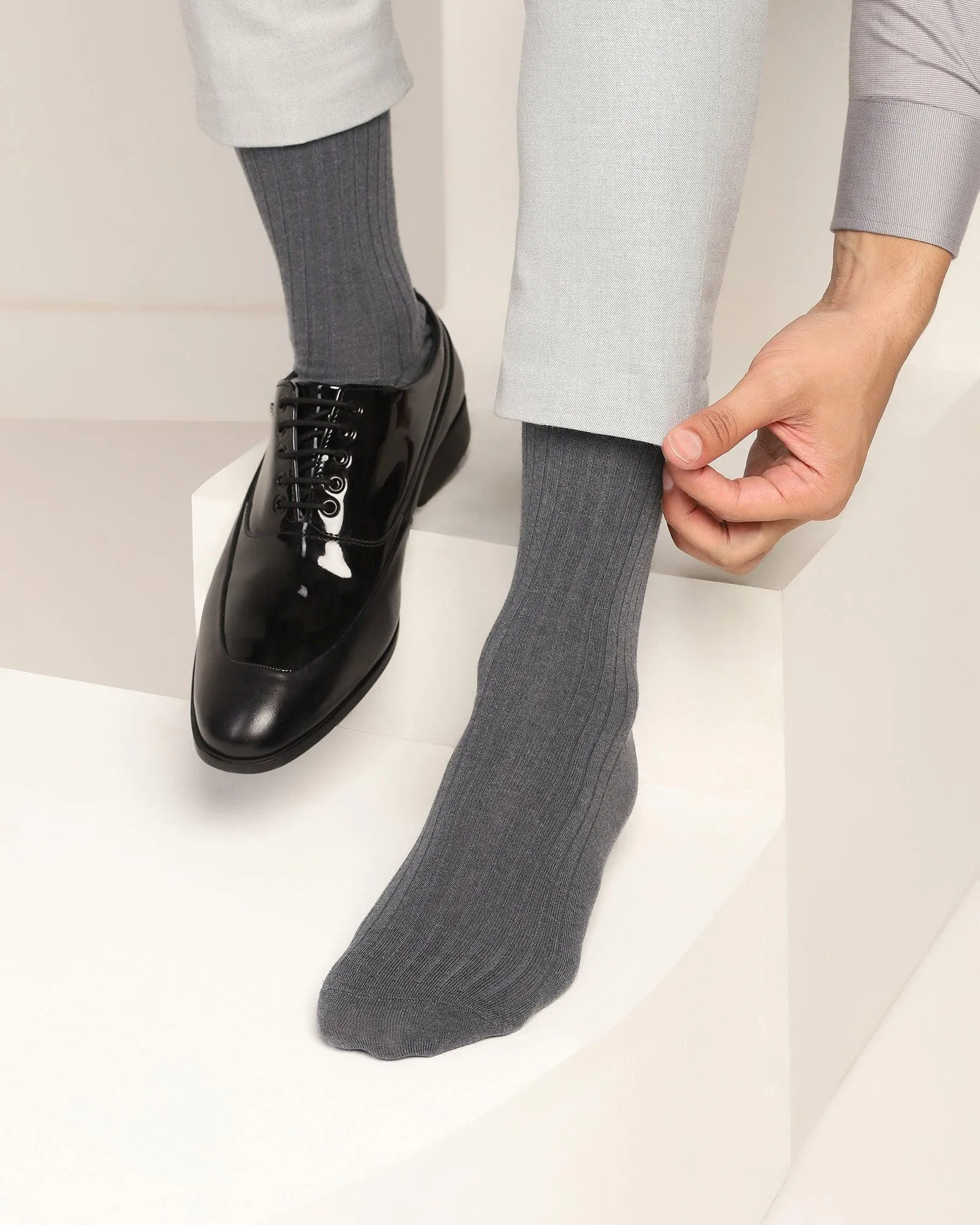 Cotton Dark Grey Printed Socks - Thai