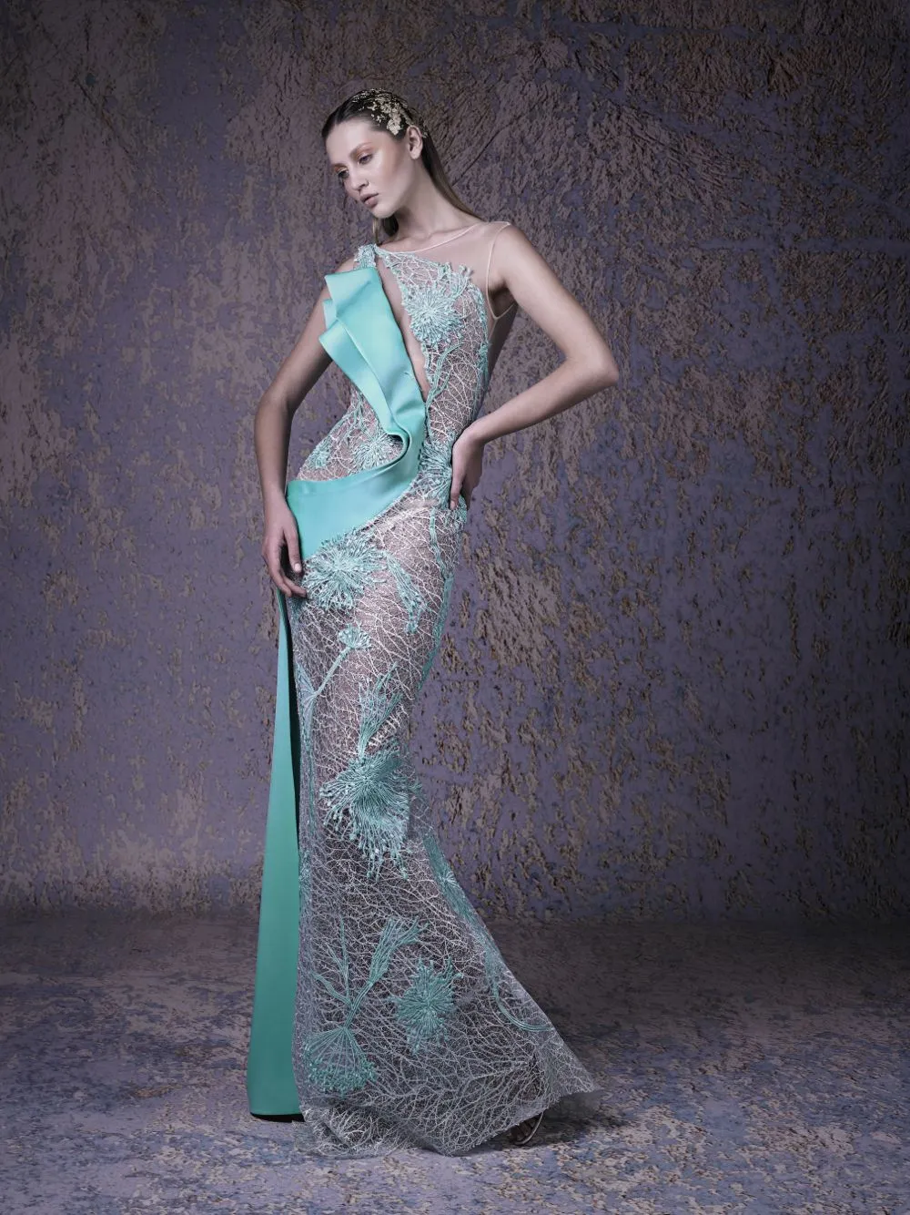 ELEGANT COUTURE DRESS