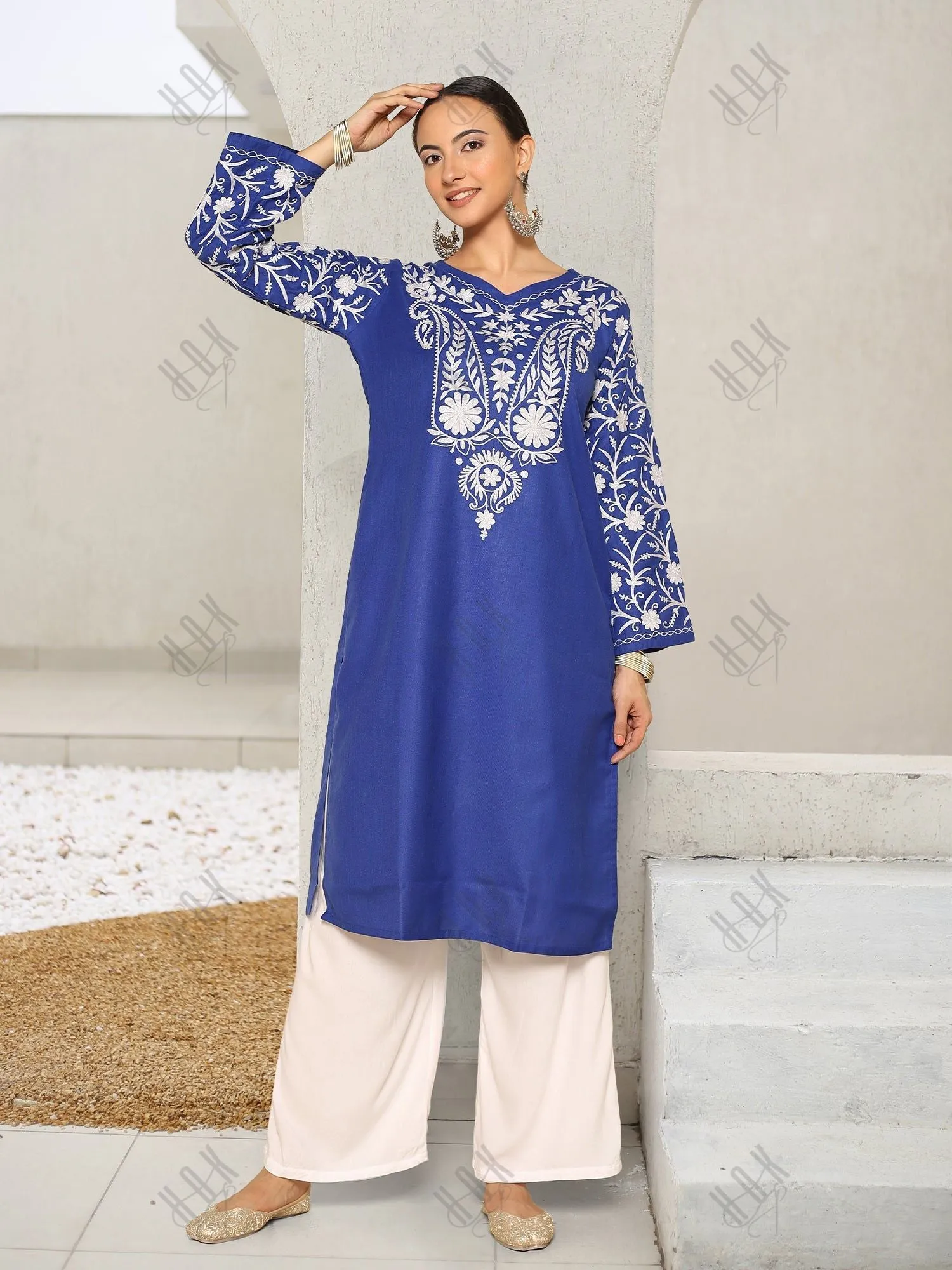 Falak Kashmiri Long Kurta - Blue