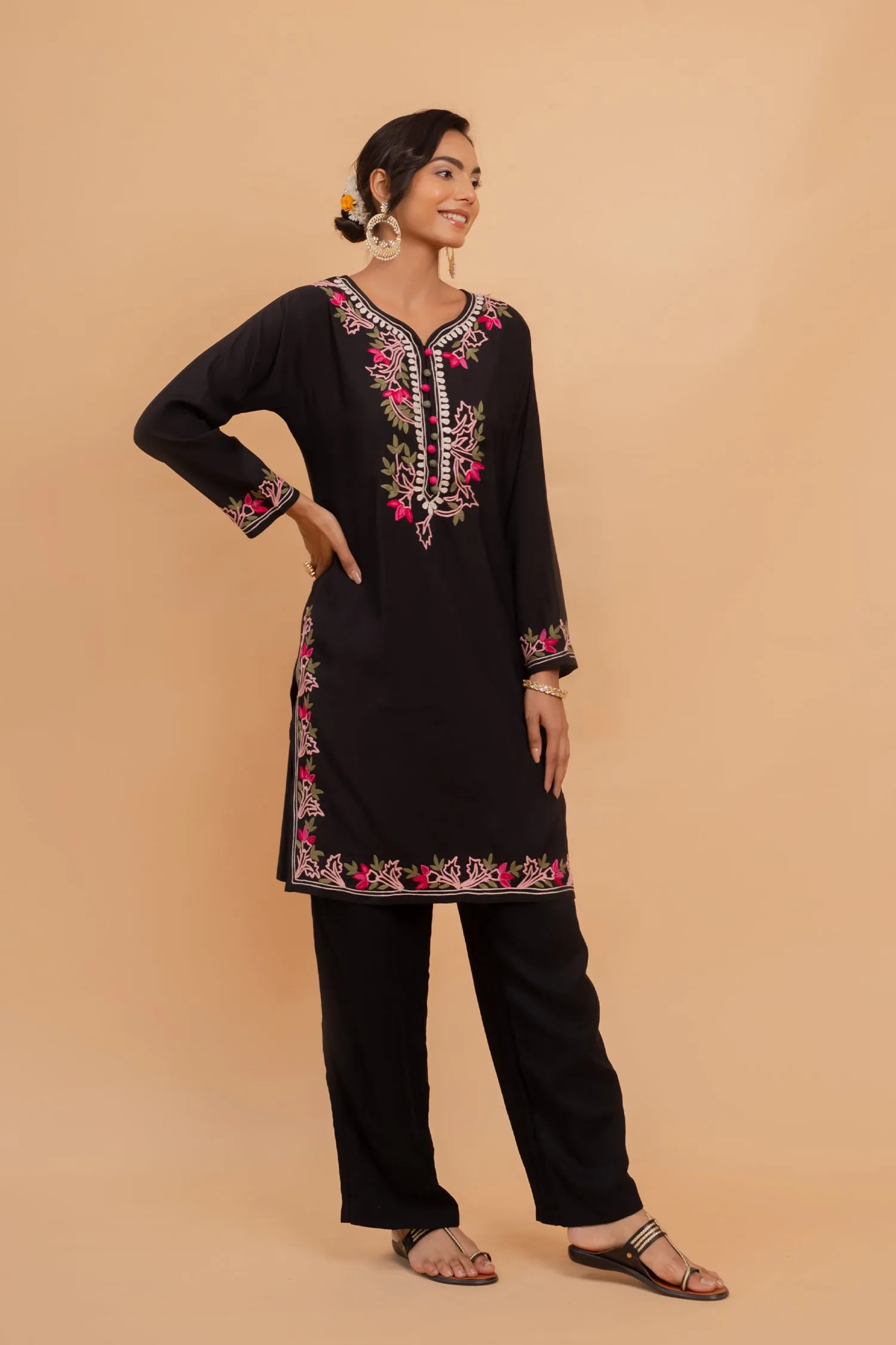 Falak Kashmiri Long Kurta In Black Muslin With Aari