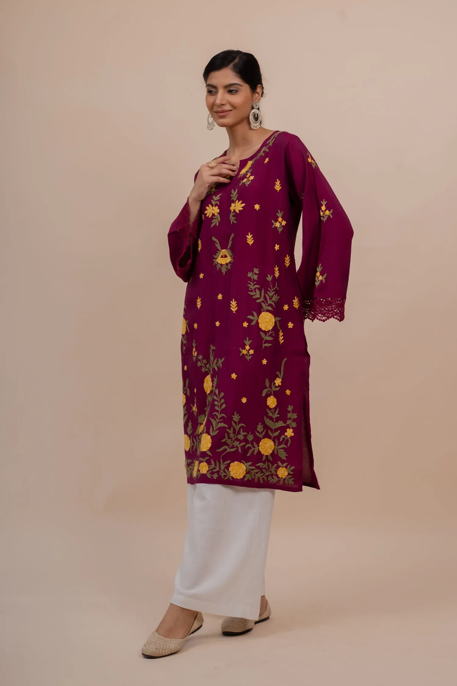 Falak Kashmiri Long Kurta In Burgundy Muslin With Aari