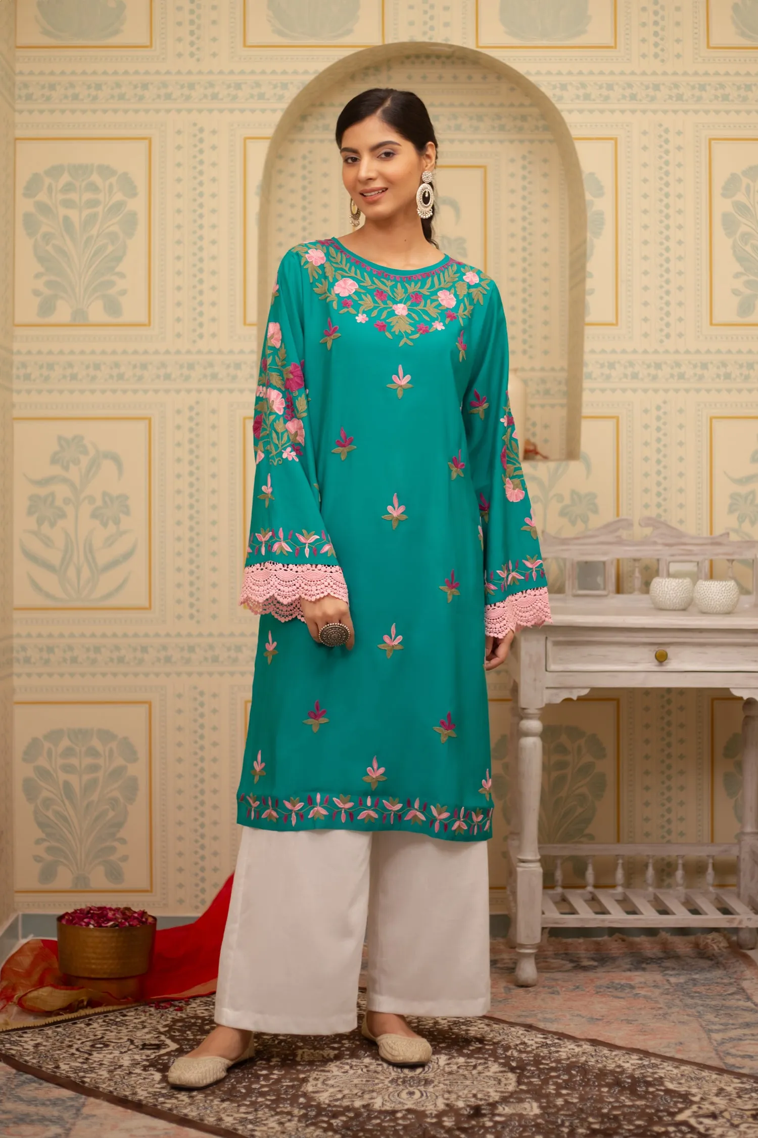 Falak Kashmiri Long Kurta In Turquoise Blue Muslin With Aari