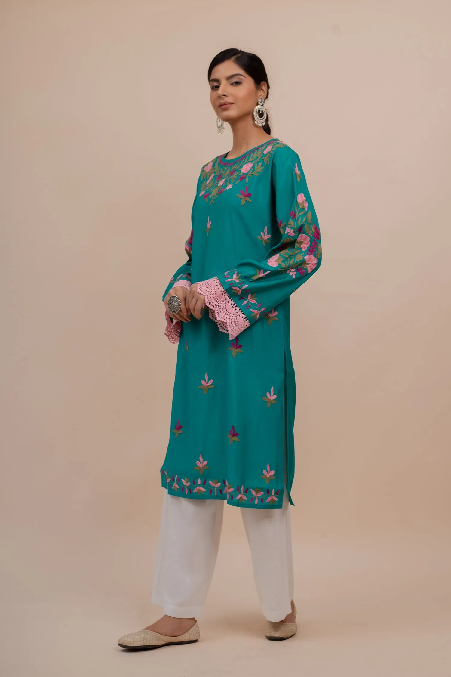 Falak Kashmiri Long Kurta In Turquoise Blue Muslin With Aari