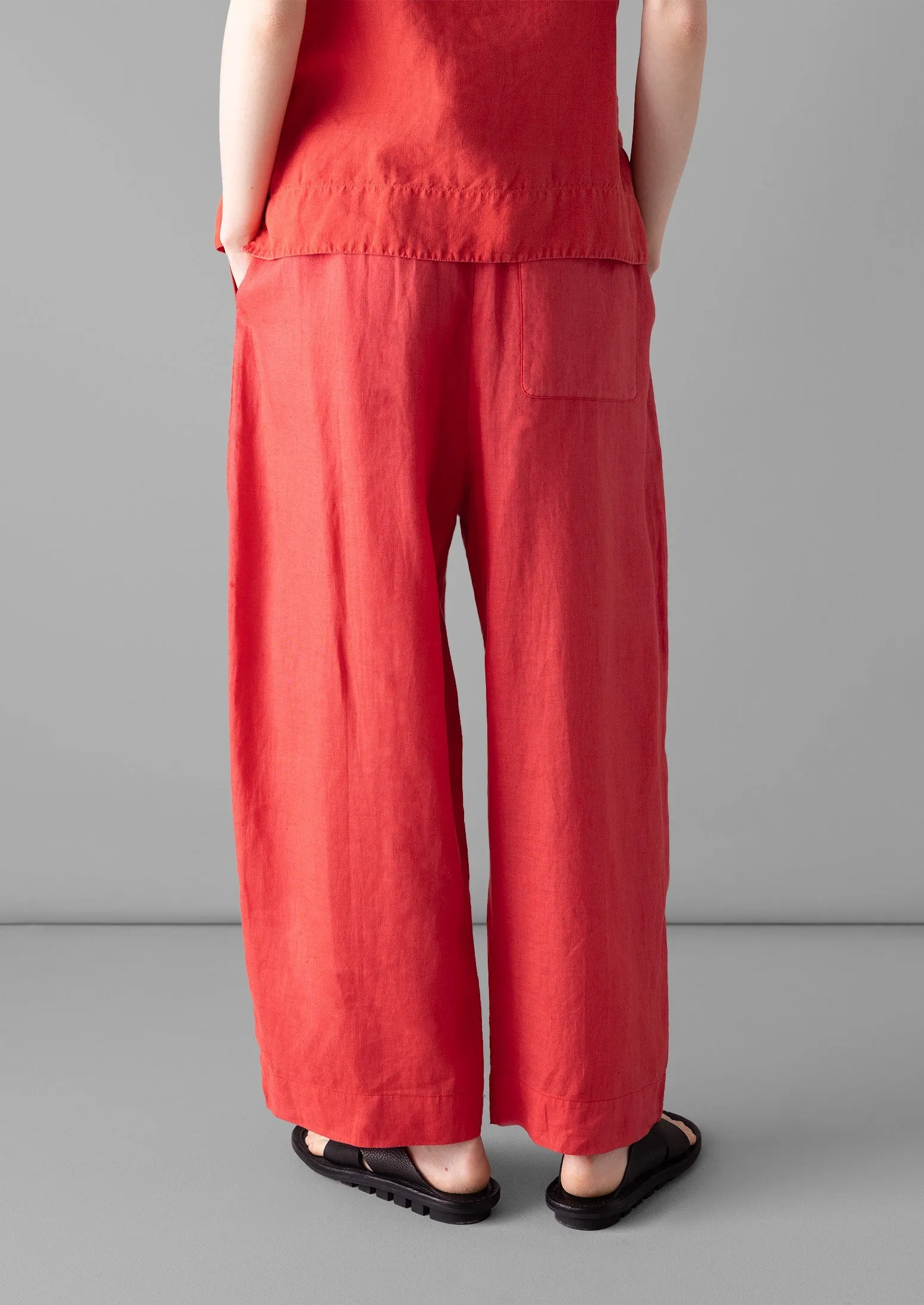 Garment Dyed Lightweight Linen Barrel Leg Pants | Poppy Red