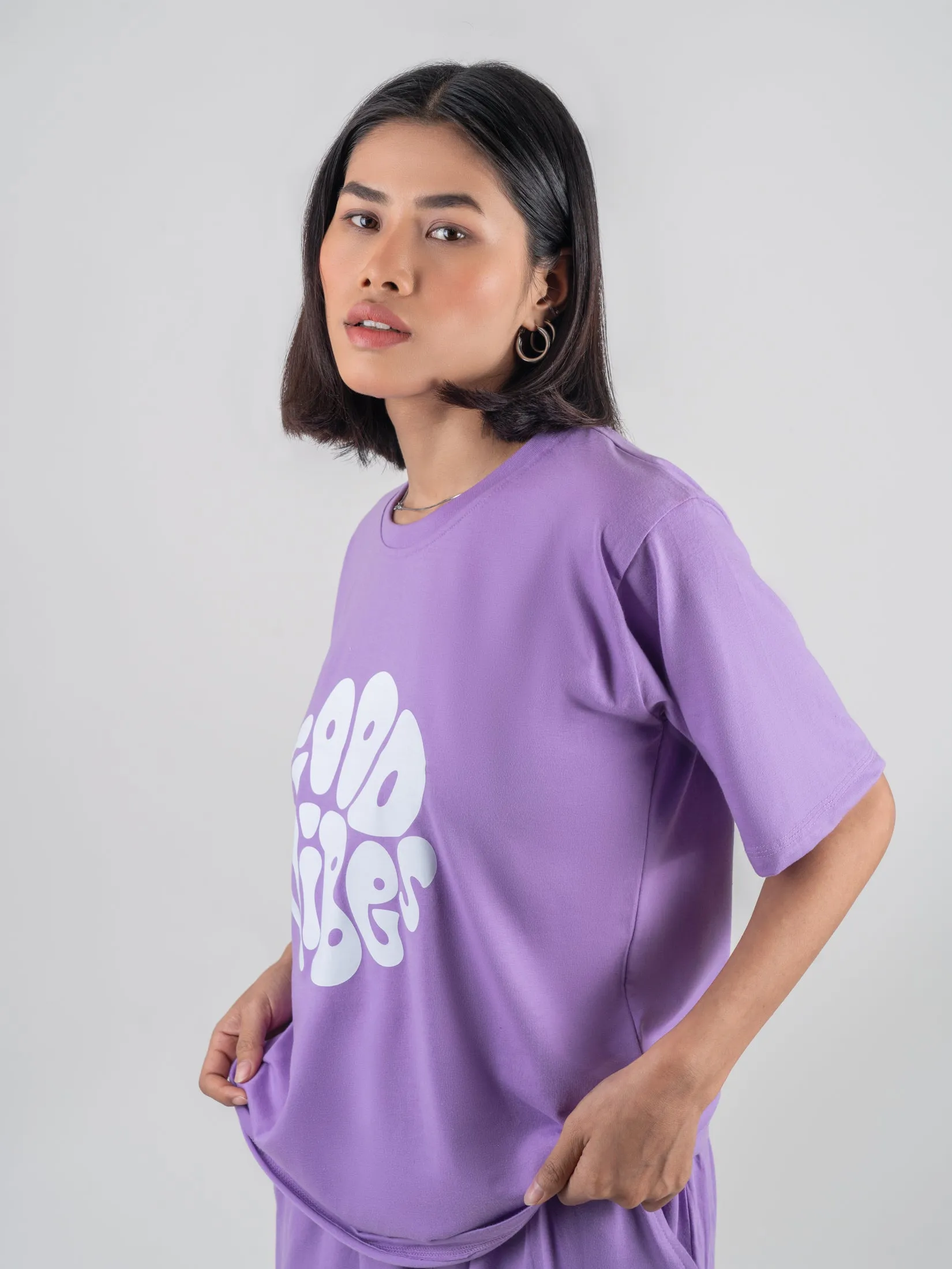 Good Vibes - Oversized Lavender Women Cotton Tshirt