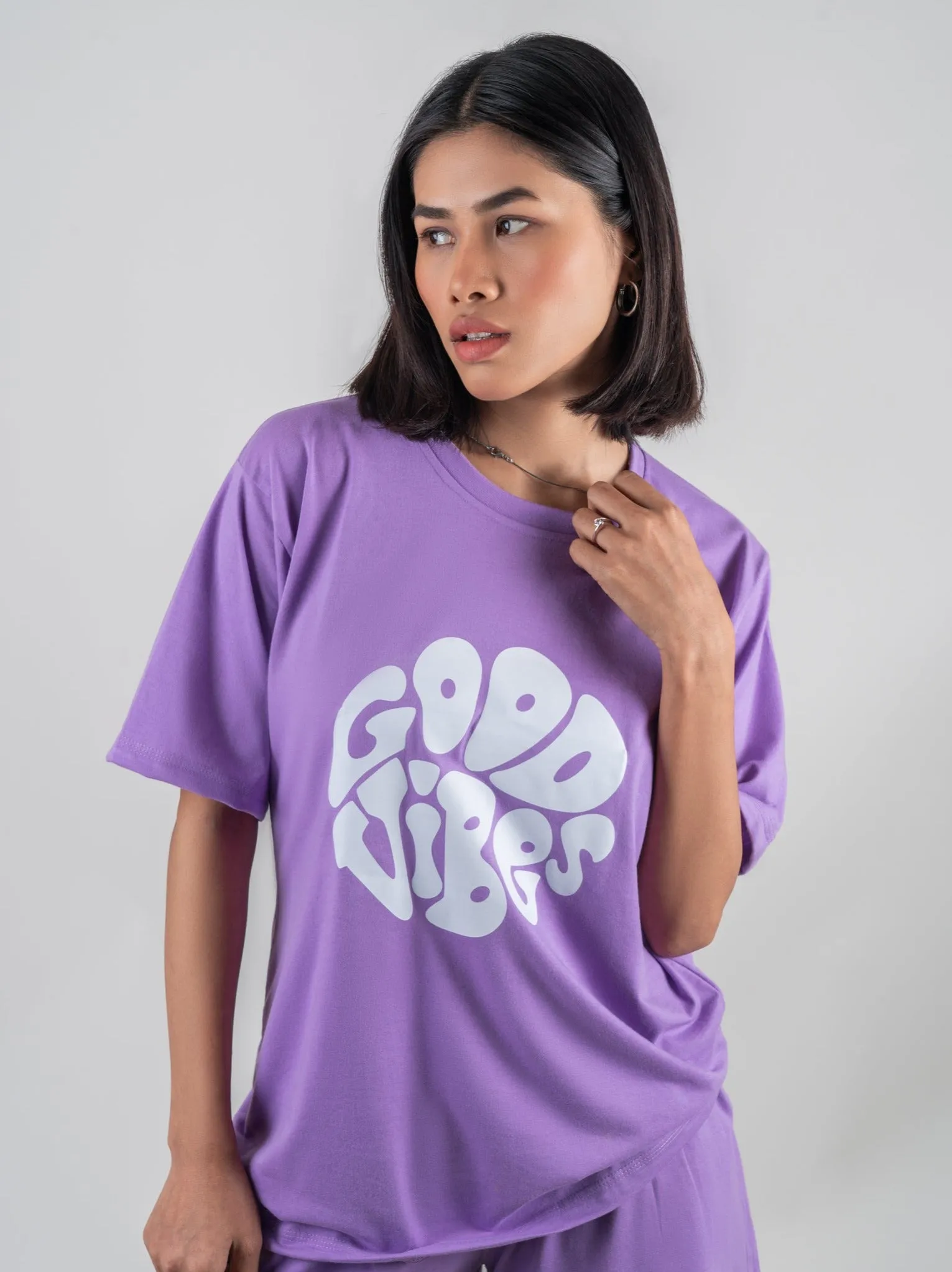 Good Vibes - Oversized Lavender Women Cotton Tshirt