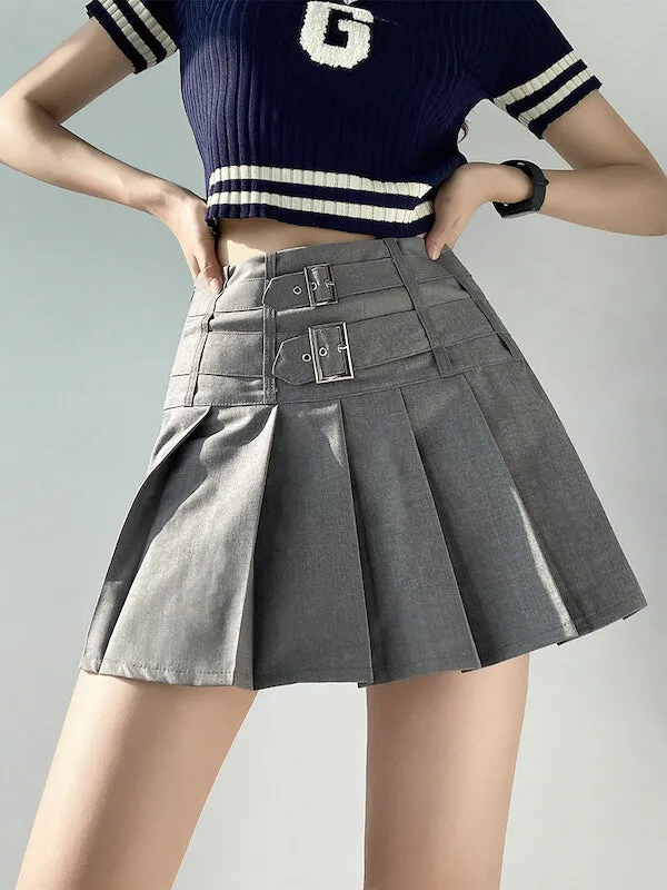 Grunge girl buckles skirt