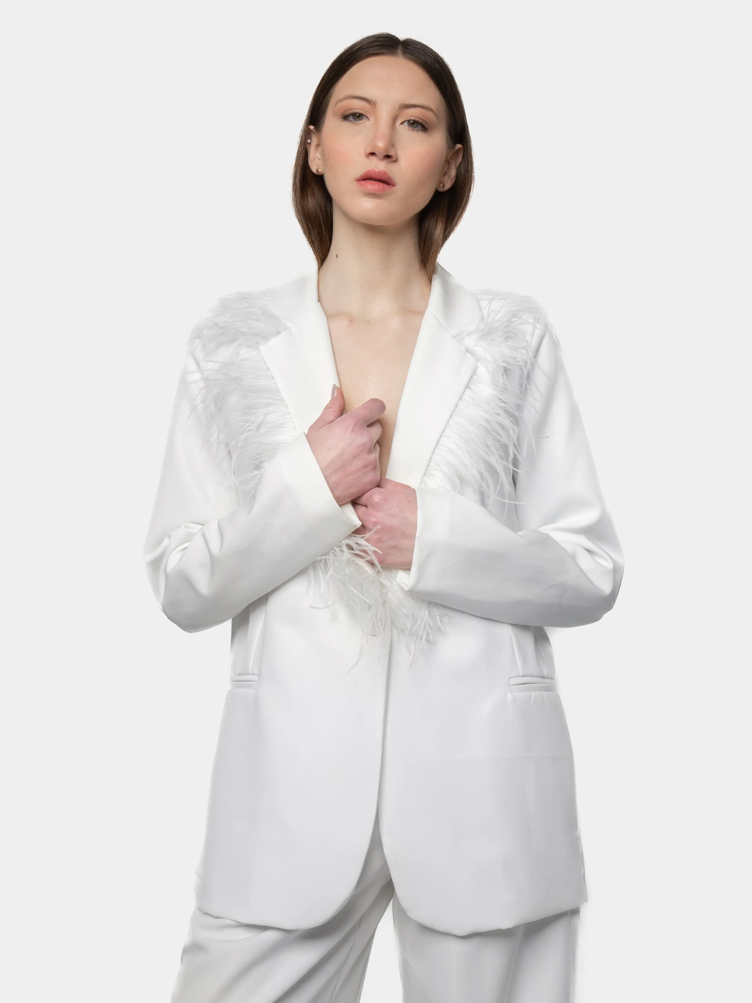 HOLLYWOOD - White Oversized Feather Suit