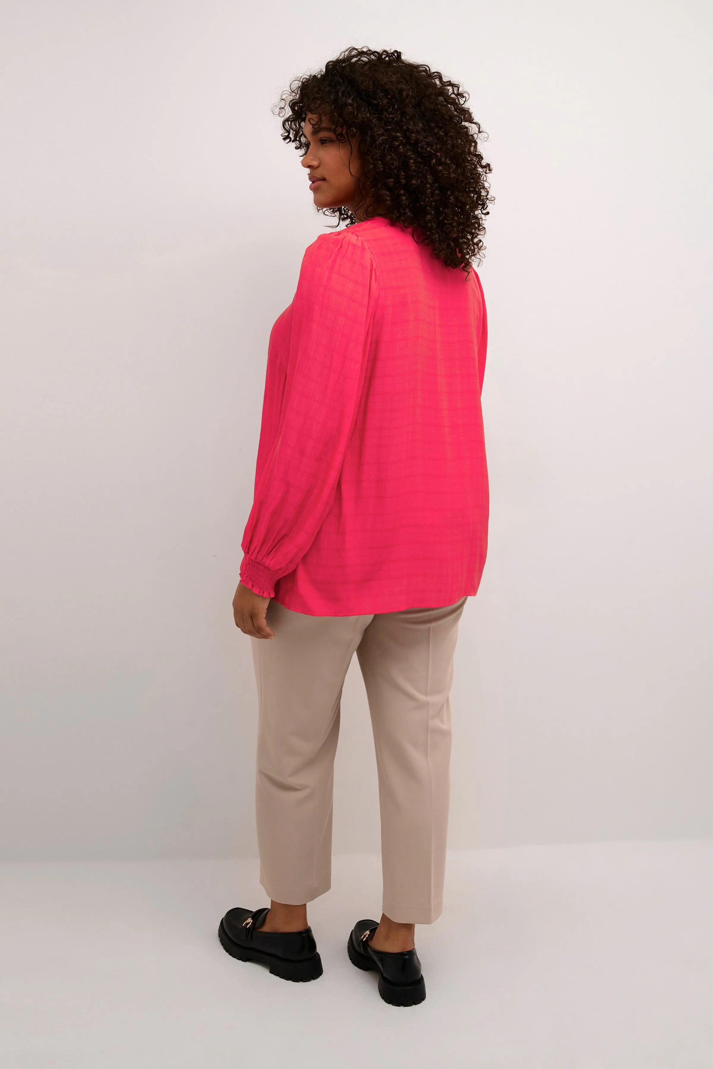 Kaffe Curve Lisana Blouse in Pink