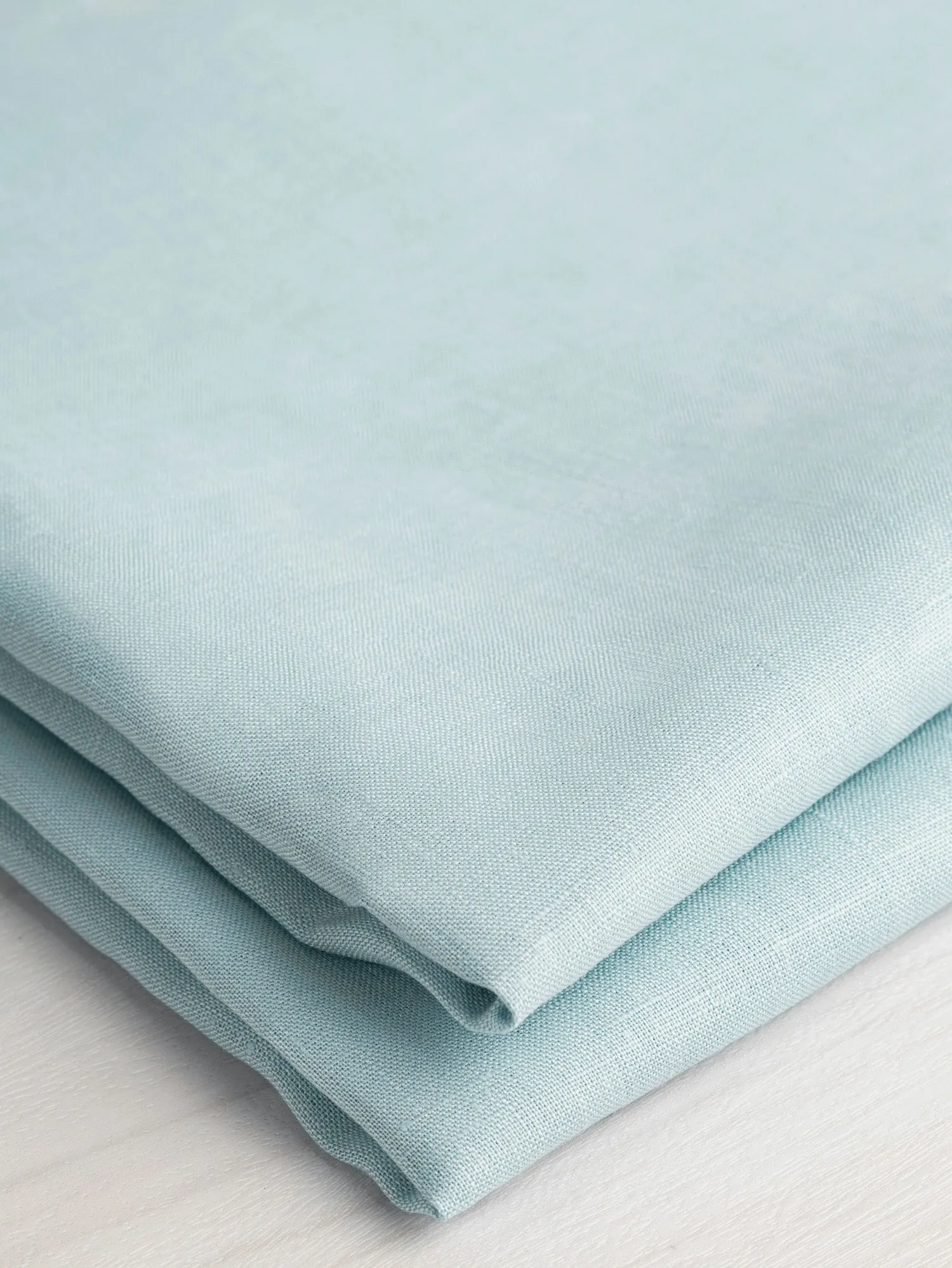 Lightweight European Linen - Pale Turquoise - Swatch