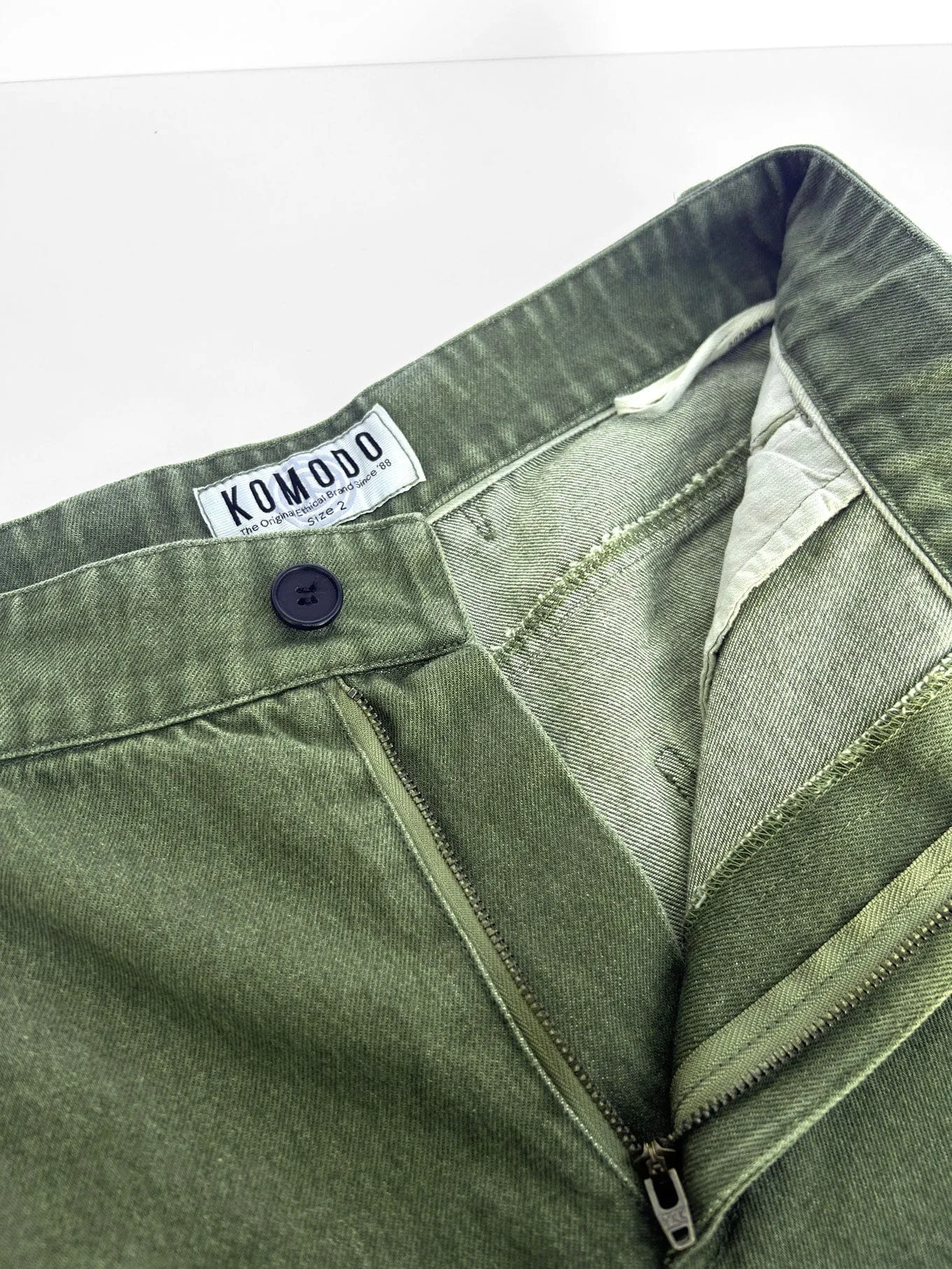 Makulu Men's Organic Cotton Twill Denim Trousers | Green Wash