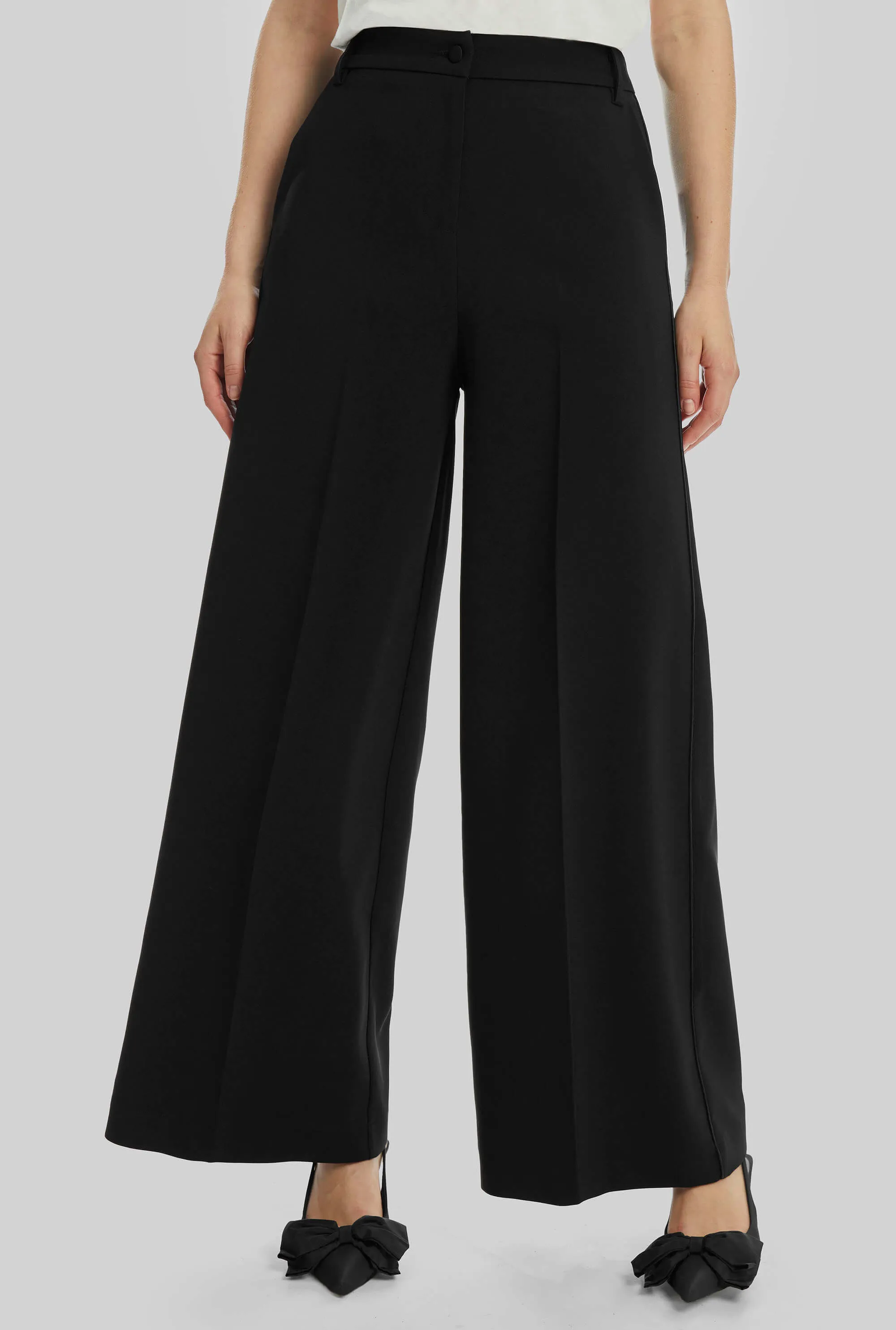 Pin Tuck Wide Leg Trousers Black