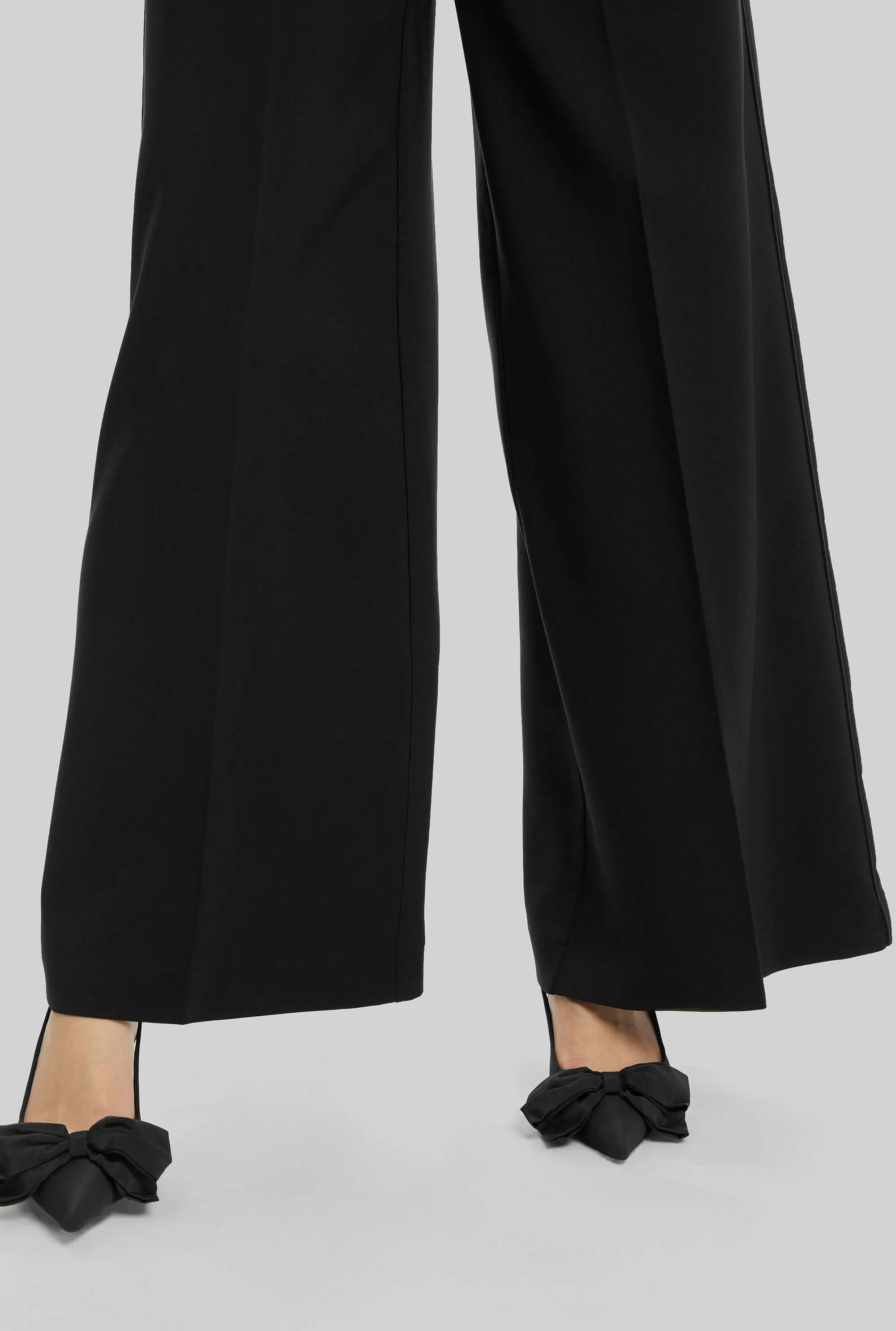 Pin Tuck Wide Leg Trousers Black