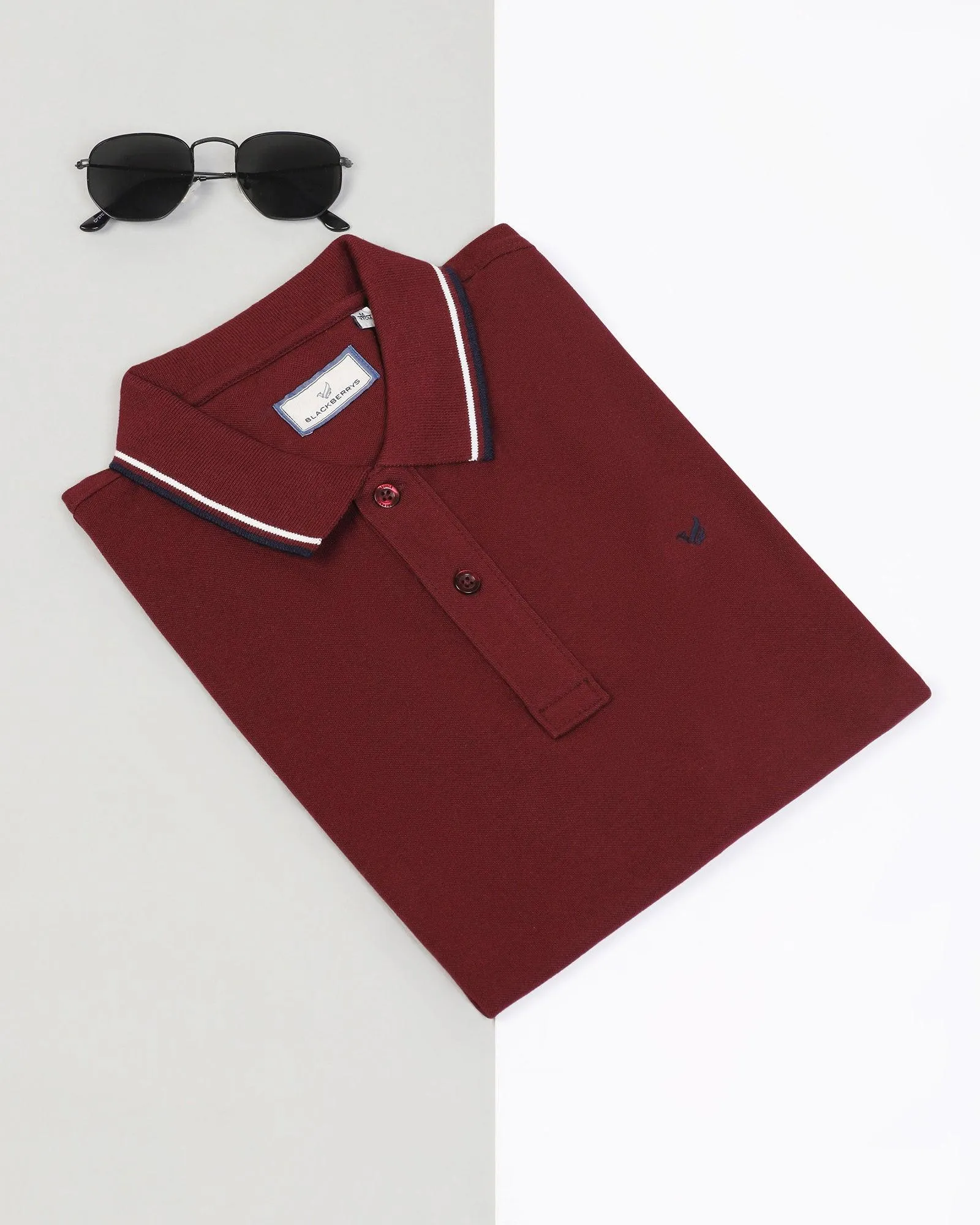 Polo Maroon Solid T-Shirt - Ollie