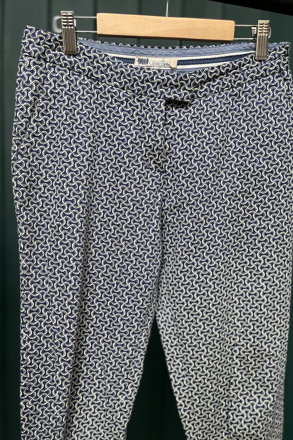 Re-Wear Seasalt Navy w/ White Print Trousers