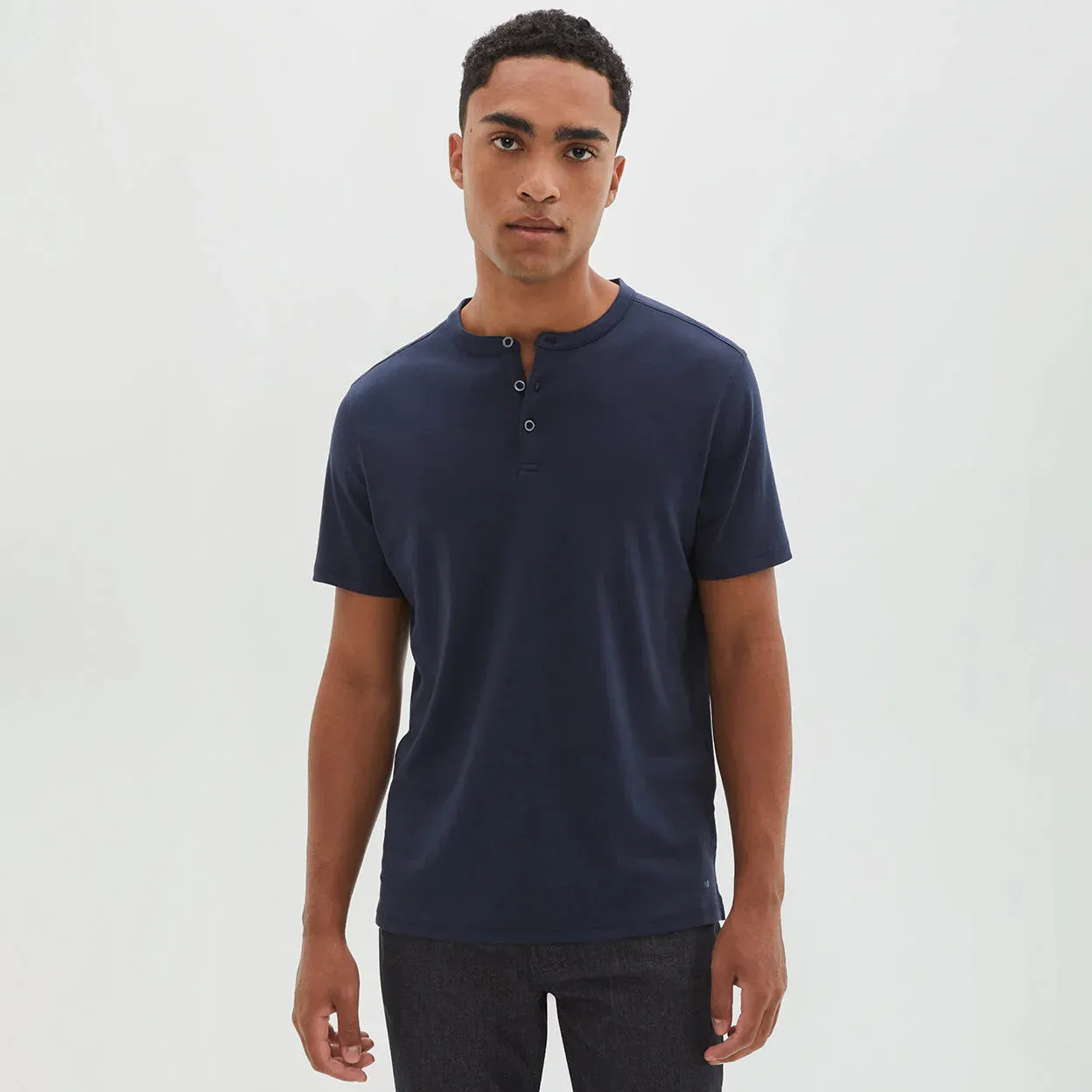 Robert Barakett Henley - RB01173