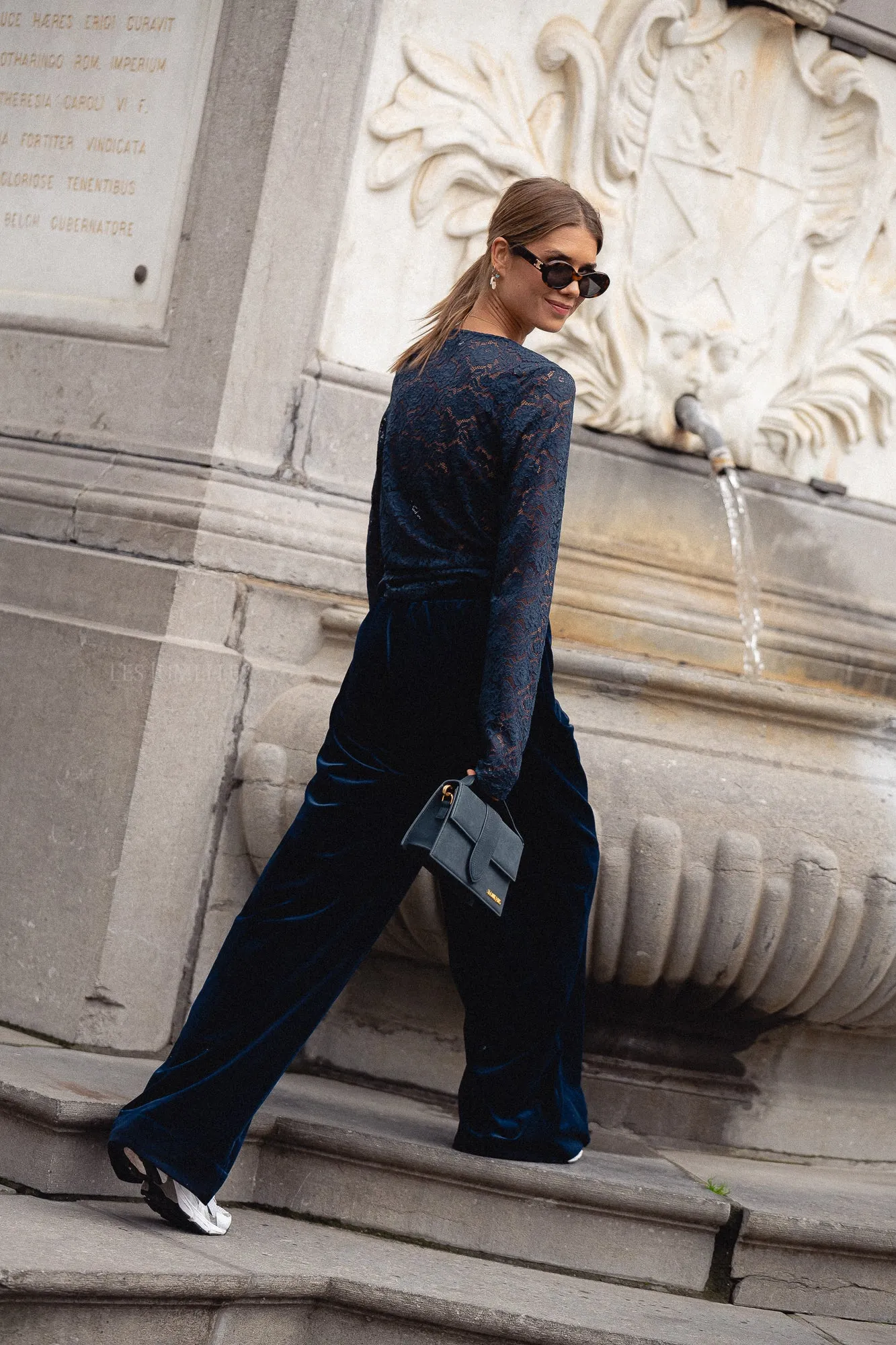 Veda velvet trousers navy