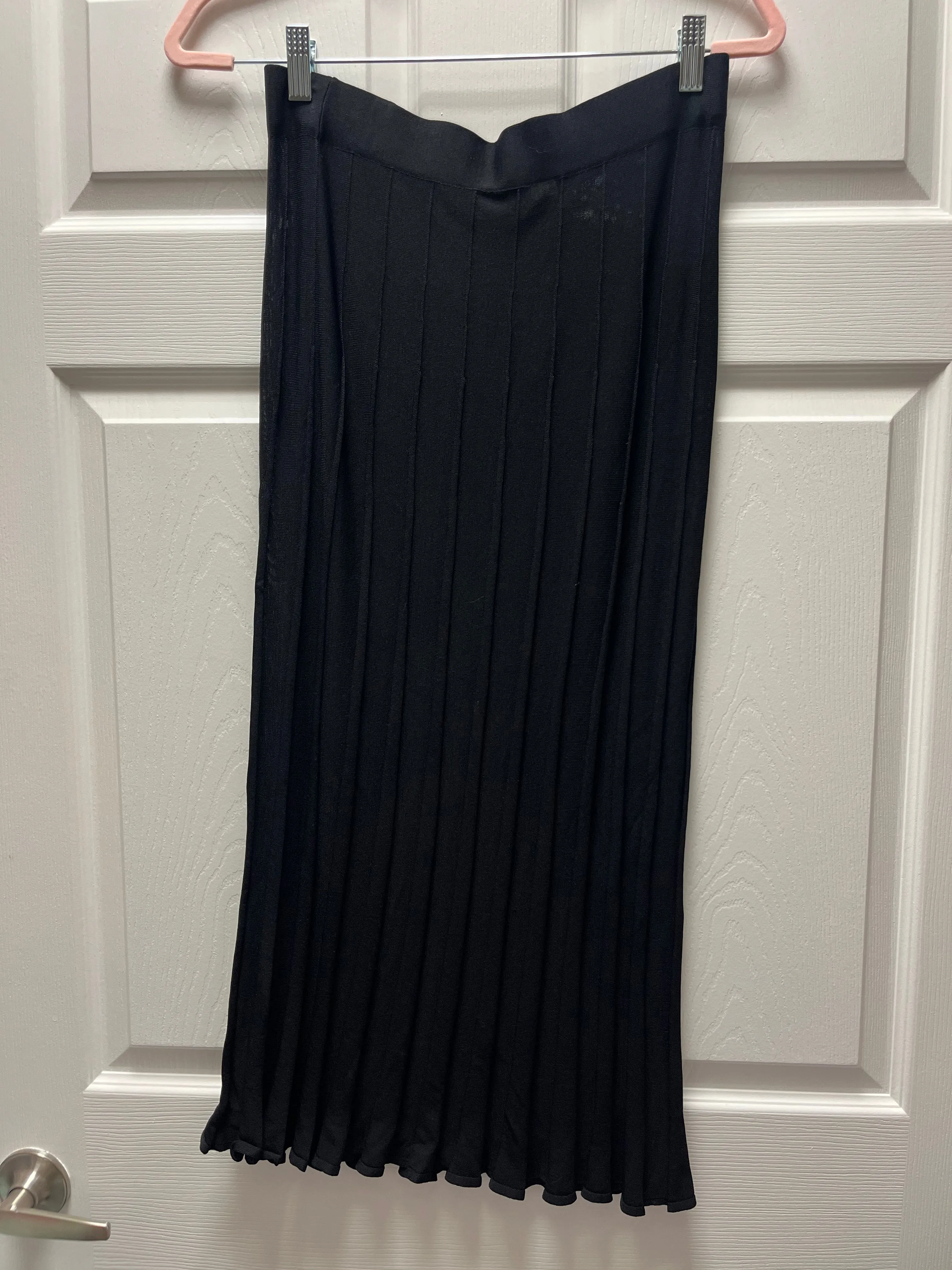 Wilfred Black Pleated Skirt Sz L