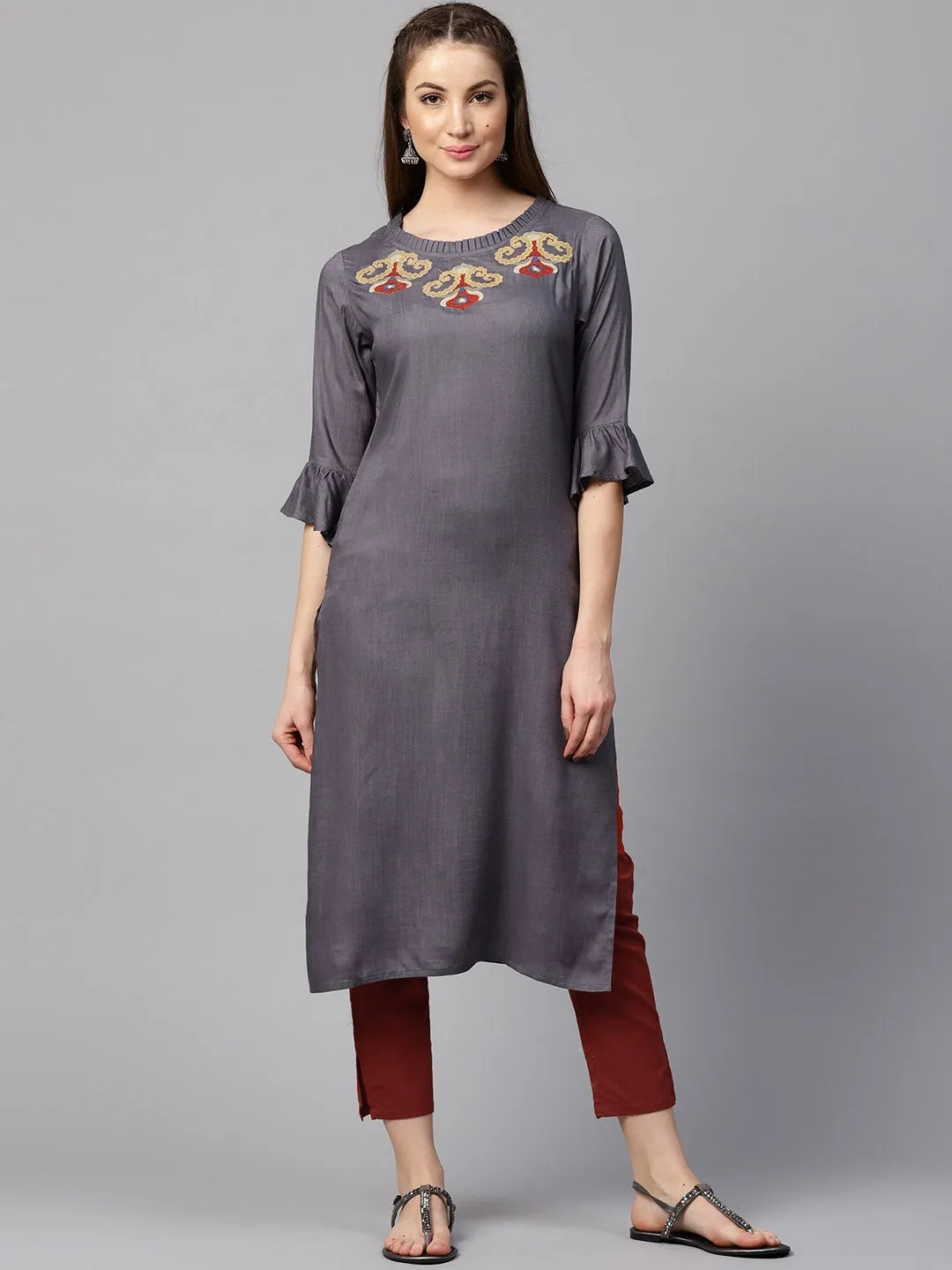 Women Grey & Maroon Solid Kurta Set