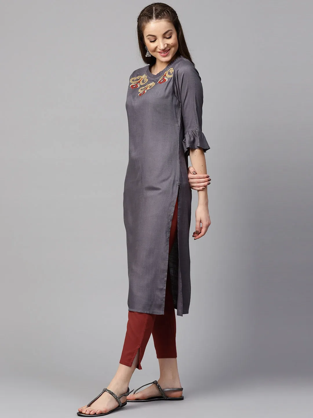 Women Grey & Maroon Solid Kurta Set